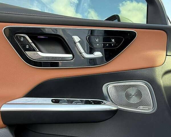 Белый Мерседес ГЛЦ-Класс, объемом двигателя 2 л и пробегом 14 тыс. км за 82000 $, фото 29 на Automoto.ua