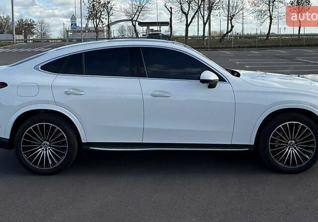 Белый Мерседес ГЛЦ-Класс, объемом двигателя 2 л и пробегом 14 тыс. км за 82000 $, фото 6 на Automoto.ua