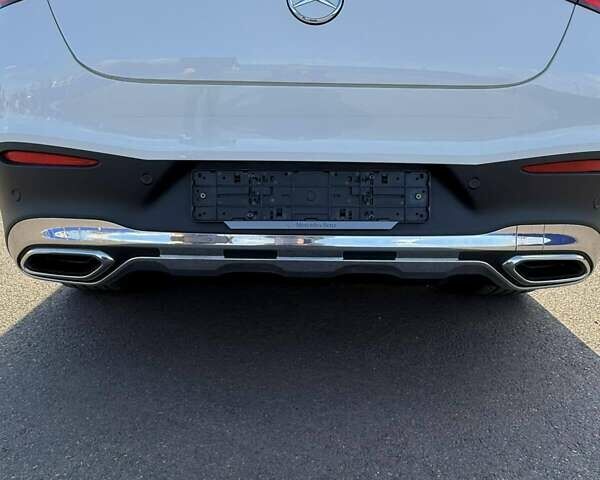 Белый Мерседес ГЛЦ-Класс, объемом двигателя 2 л и пробегом 14 тыс. км за 82000 $, фото 56 на Automoto.ua