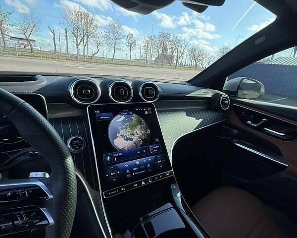 Белый Мерседес ГЛЦ-Класс, объемом двигателя 2 л и пробегом 14 тыс. км за 82000 $, фото 48 на Automoto.ua