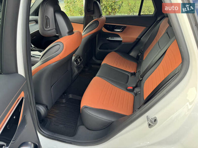 Белый Мерседес ГЛЦ-Класс, объемом двигателя 2 л и пробегом 30 тыс. км за 69900 $, фото 13 на Automoto.ua