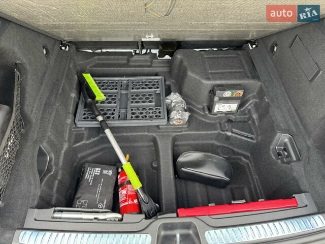 Белый Мерседес ГЛЦ-Класс, объемом двигателя 2 л и пробегом 30 тыс. км за 69900 $, фото 29 на Automoto.ua