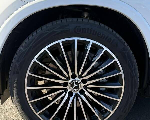 Белый Мерседес ГЛЦ-Класс, объемом двигателя 2 л и пробегом 14 тыс. км за 82000 $, фото 61 на Automoto.ua