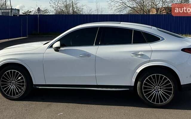 Белый Мерседес ГЛЦ-Класс, объемом двигателя 2 л и пробегом 14 тыс. км за 82000 $, фото 10 на Automoto.ua