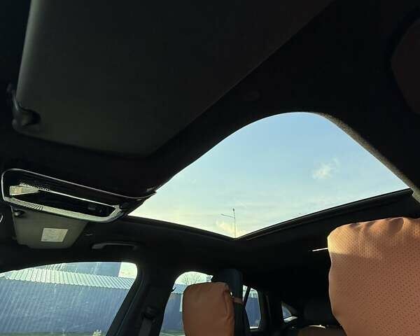 Белый Мерседес ГЛЦ-Класс, объемом двигателя 2 л и пробегом 14 тыс. км за 82000 $, фото 42 на Automoto.ua