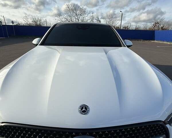 Белый Мерседес ГЛЦ-Класс, объемом двигателя 2 л и пробегом 14 тыс. км за 82000 $, фото 23 на Automoto.ua