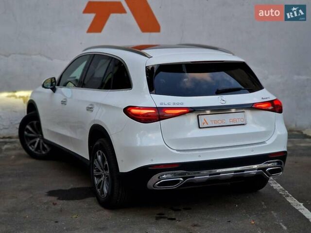Мерседес ГЛЦ-Класс 2024 в Одессе на Automoto.ua Белый Мерседес ГЛЦ-Класс, объемом двигателя 2 л и пробегом 16 тыс. км за 64990 $, фото 28 на Automoto.ua