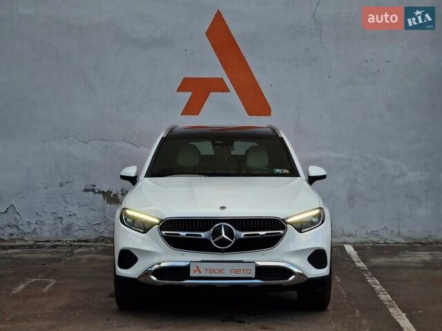 Мерседес ГЛЦ-Класс 2024 в Одессе на Automoto.ua Белый Мерседес ГЛЦ-Класс, объемом двигателя 2 л и пробегом 16 тыс. км за 64990 $, фото 1 на Automoto.ua