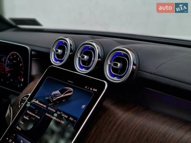 Мерседес ГЛЦ-Класс 2024 в Одессе на Automoto.ua Белый Мерседес ГЛЦ-Класс, объемом двигателя 2 л и пробегом 16 тыс. км за 64990 $, фото 62 на Automoto.ua