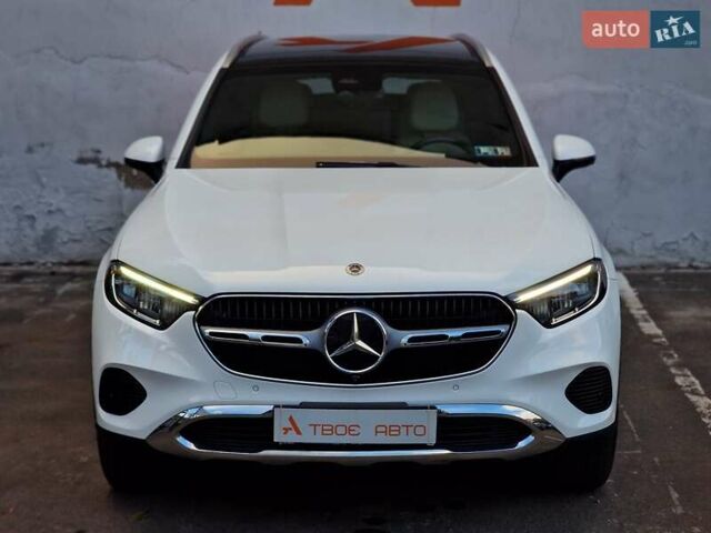 Мерседес ГЛЦ-Класс 2024 в Одессе на Automoto.ua Белый Мерседес ГЛЦ-Класс, объемом двигателя 2 л и пробегом 16 тыс. км за 64990 $, фото 3 на Automoto.ua