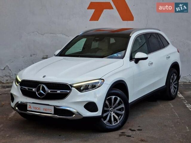 Мерседес ГЛЦ-Класс 2024 в Одессе на Automoto.ua Белый Мерседес ГЛЦ-Класс, объемом двигателя 2 л и пробегом 16 тыс. км за 64990 $, фото 9 на Automoto.ua