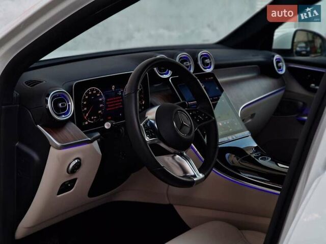 Мерседес ГЛЦ-Класс 2024 в Одессе на Automoto.ua Белый Мерседес ГЛЦ-Класс, объемом двигателя 2 л и пробегом 16 тыс. км за 64990 $, фото 50 на Automoto.ua