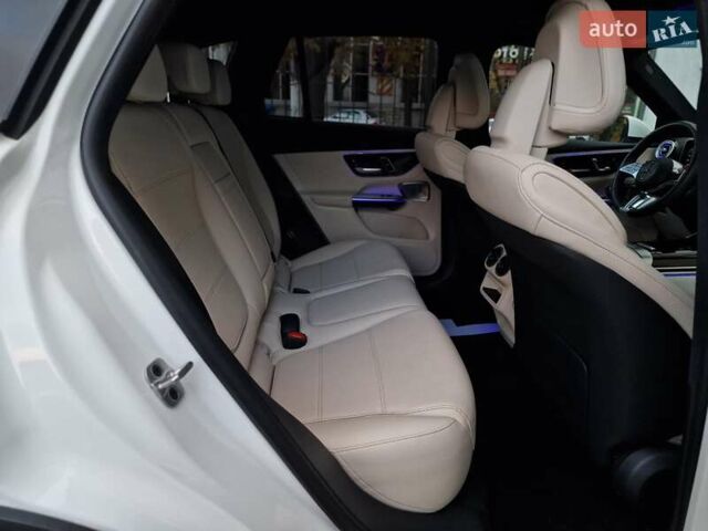Мерседес ГЛЦ-Класс 2024 в Одессе на Automoto.ua Белый Мерседес ГЛЦ-Класс, объемом двигателя 2 л и пробегом 16 тыс. км за 64990 $, фото 63 на Automoto.ua