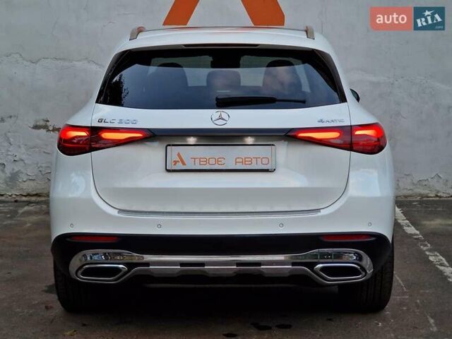 Мерседес ГЛЦ-Класс 2024 в Одессе на Automoto.ua Белый Мерседес ГЛЦ-Класс, объемом двигателя 2 л и пробегом 16 тыс. км за 64990 $, фото 38 на Automoto.ua