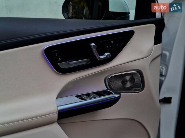 Мерседес ГЛЦ-Класс 2024 в Одессе на Automoto.ua Белый Мерседес ГЛЦ-Класс, объемом двигателя 2 л и пробегом 16 тыс. км за 64990 $, фото 51 на Automoto.ua