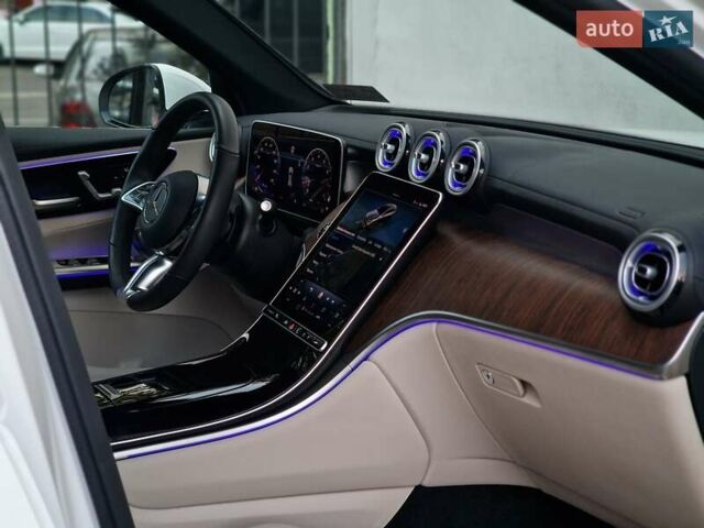 Мерседес ГЛЦ-Класс 2024 в Одессе на Automoto.ua Белый Мерседес ГЛЦ-Класс, объемом двигателя 2 л и пробегом 16 тыс. км за 64990 $, фото 59 на Automoto.ua