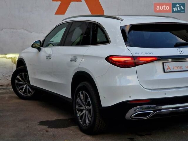 Мерседес ГЛЦ-Класс 2024 в Одессе на Automoto.ua Белый Мерседес ГЛЦ-Класс, объемом двигателя 2 л и пробегом 16 тыс. км за 64990 $, фото 30 на Automoto.ua