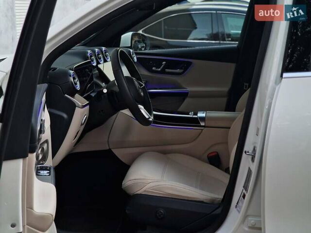 Мерседес ГЛЦ-Класс 2024 в Одессе на Automoto.ua Белый Мерседес ГЛЦ-Класс, объемом двигателя 2 л и пробегом 16 тыс. км за 64990 $, фото 49 на Automoto.ua