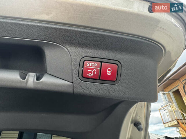 Бежевий Мерседес ГЛЦ-Клас, об'ємом двигуна 3 л та пробігом 85 тис. км за 51900 $, фото 17 на Automoto.ua