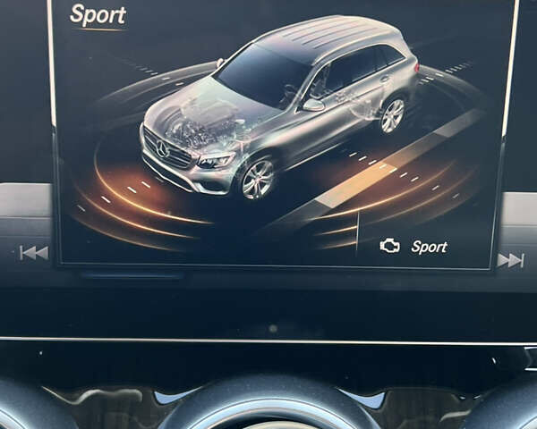 Черный Мерседес ГЛЦ-Класс, объемом двигателя 2 л и пробегом 117 тыс. км за 23800 $, фото 51 на Automoto.ua