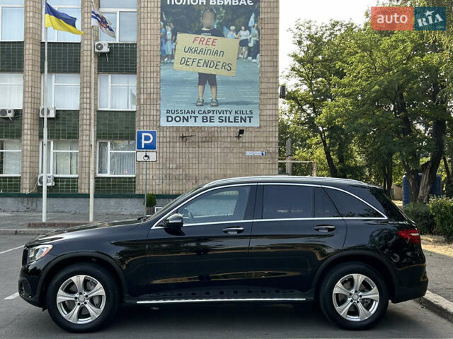 Чорний Мерседес ГЛЦ-Клас, об'ємом двигуна 1.99 л та пробігом 165 тис. км за 26000 $, фото 4 на Automoto.ua