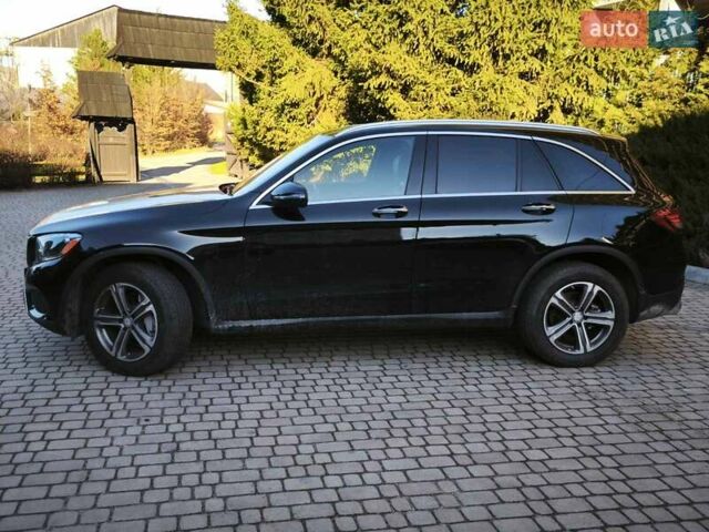 Черный Мерседес ГЛЦ-Класс, объемом двигателя 1.99 л и пробегом 112 тыс. км за 18900 $, фото 3 на Automoto.ua