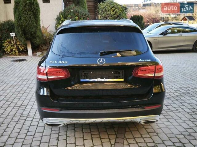 Черный Мерседес ГЛЦ-Класс, объемом двигателя 1.99 л и пробегом 112 тыс. км за 18900 $, фото 5 на Automoto.ua