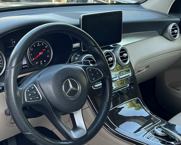 Черный Мерседес ГЛЦ-Класс, объемом двигателя 2 л и пробегом 117 тыс. км за 23800 $, фото 19 на Automoto.ua