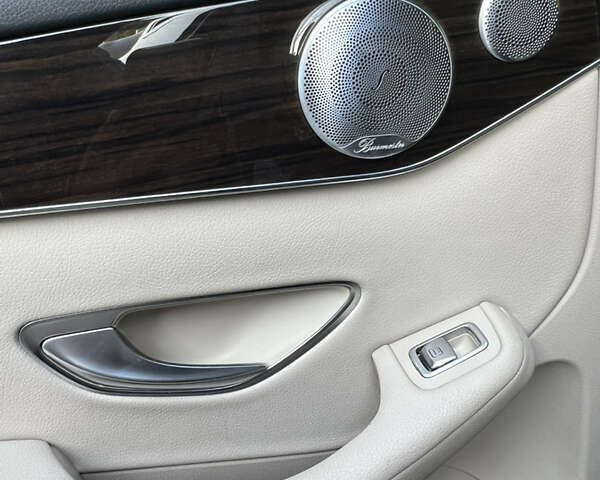 Черный Мерседес ГЛЦ-Класс, объемом двигателя 2 л и пробегом 117 тыс. км за 23800 $, фото 31 на Automoto.ua