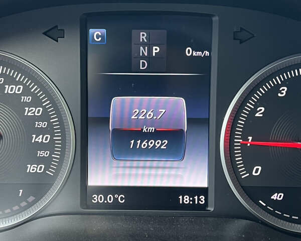 Черный Мерседес ГЛЦ-Класс, объемом двигателя 2 л и пробегом 117 тыс. км за 23800 $, фото 38 на Automoto.ua