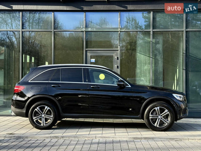 Мерседес ГЛЦ-Клас 2016 у Львові на Automoto.ua Чорний Мерседес ГЛЦ-Клас, об'ємом двигуна 1.99 л та пробігом 170 тис. км за 20499 $, фото 10 на Automoto.ua