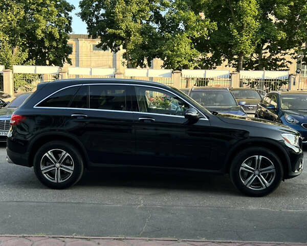 Черный Мерседес ГЛЦ-Класс, объемом двигателя 2 л и пробегом 117 тыс. км за 23800 $, фото 5 на Automoto.ua