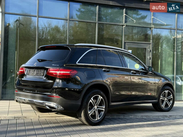 Мерседес ГЛЦ-Клас 2016 у Львові на Automoto.ua Чорний Мерседес ГЛЦ-Клас, об'ємом двигуна 1.99 л та пробігом 170 тис. км за 20499 $, фото 17 на Automoto.ua