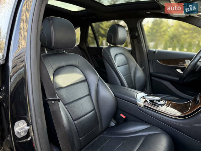 Мерседес ГЛЦ-Клас 2016 у Львові на Automoto.ua Чорний Мерседес ГЛЦ-Клас, об'ємом двигуна 1.99 л та пробігом 170 тис. км за 20499 $, фото 60 на Automoto.ua