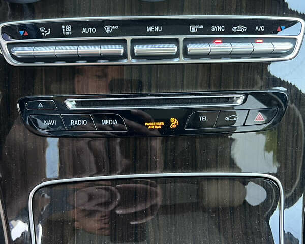 Черный Мерседес ГЛЦ-Класс, объемом двигателя 2 л и пробегом 117 тыс. км за 23800 $, фото 47 на Automoto.ua