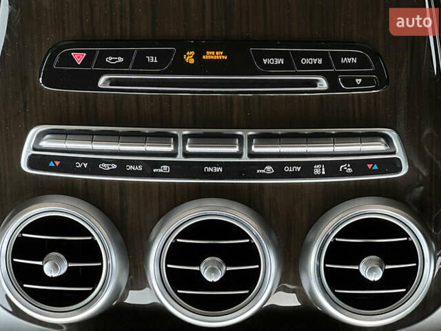 Чорний Мерседес ГЛЦ-Клас, об'ємом двигуна 1.99 л та пробігом 214 тис. км за 21200 $, фото 15 на Automoto.ua