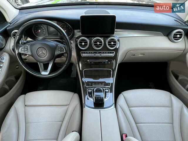Черный Мерседес ГЛЦ-Класс, объемом двигателя 2 л и пробегом 117 тыс. км за 23800 $, фото 30 на Automoto.ua