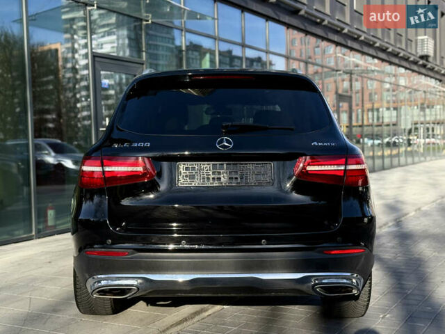 Мерседес ГЛЦ-Клас 2016 у Львові на Automoto.ua Чорний Мерседес ГЛЦ-Клас, об'ємом двигуна 1.99 л та пробігом 170 тис. км за 20499 $, фото 18 на Automoto.ua