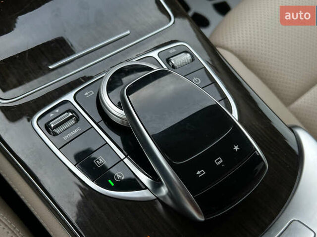 Чорний Мерседес ГЛЦ-Клас, об'ємом двигуна 1.99 л та пробігом 214 тис. км за 21200 $, фото 16 на Automoto.ua