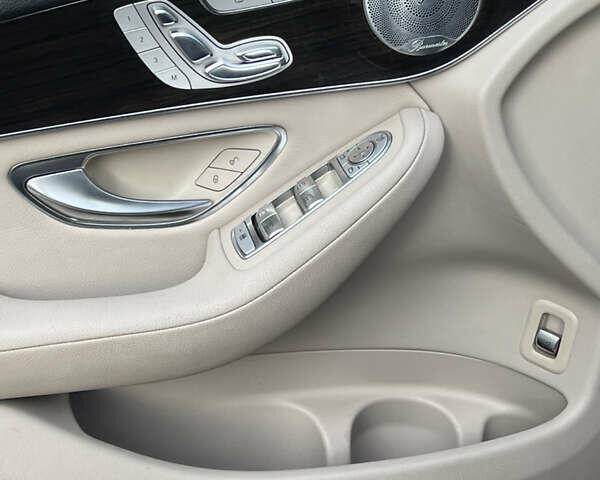 Черный Мерседес ГЛЦ-Класс, объемом двигателя 2 л и пробегом 117 тыс. км за 23800 $, фото 22 на Automoto.ua