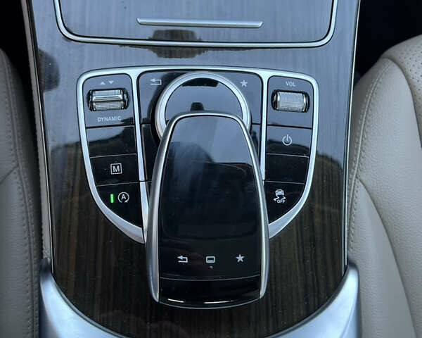 Черный Мерседес ГЛЦ-Класс, объемом двигателя 2 л и пробегом 117 тыс. км за 23800 $, фото 42 на Automoto.ua