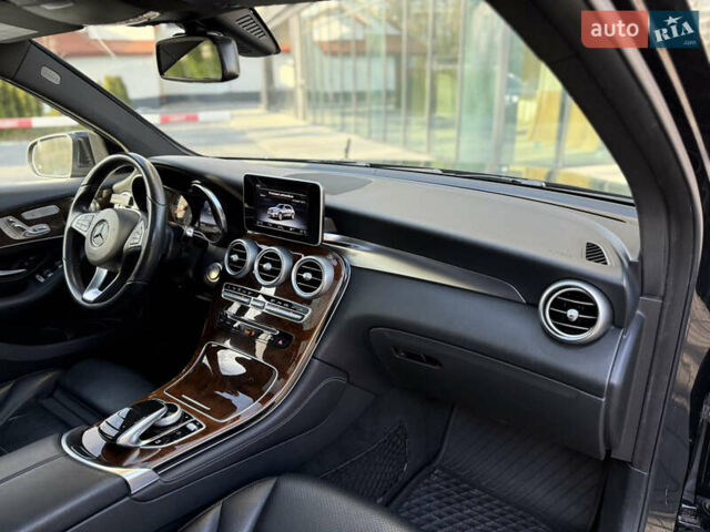 Мерседес ГЛЦ-Клас 2016 у Львові на Automoto.ua Чорний Мерседес ГЛЦ-Клас, об'ємом двигуна 1.99 л та пробігом 170 тис. км за 20499 $, фото 61 на Automoto.ua