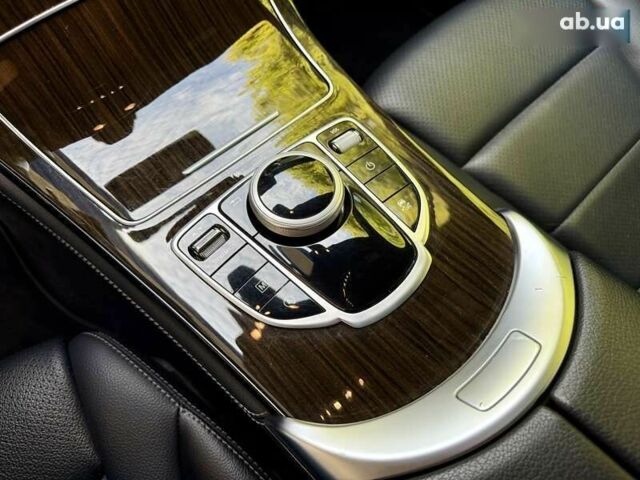 Черный Мерседес ГЛЦ-Класс, объемом двигателя 2 л и пробегом 110 тыс. км за 21900 $, фото 27 на Automoto.ua