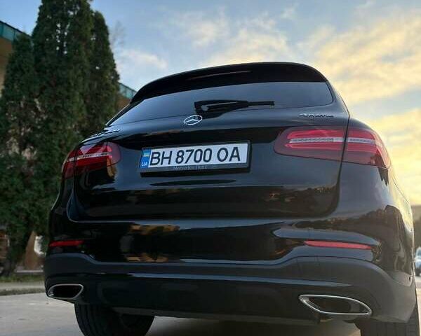 Черный Мерседес ГЛЦ-Класс, объемом двигателя 1.99 л и пробегом 73 тыс. км за 28500 $, фото 3 на Automoto.ua