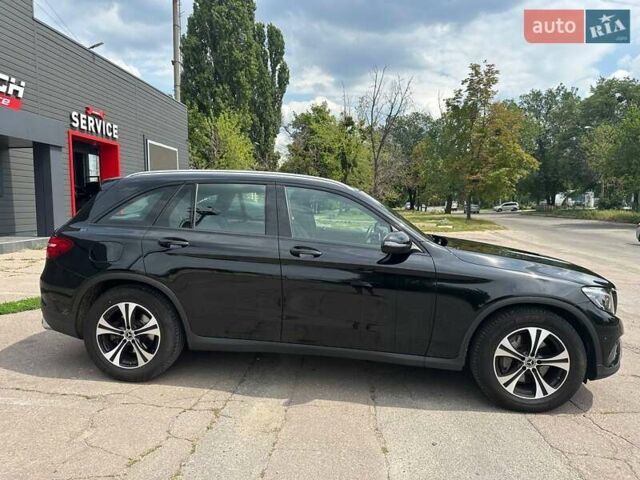 Черный Мерседес ГЛЦ-Класс, объемом двигателя 2.14 л и пробегом 105 тыс. км за 29000 $, фото 1 на Automoto.ua