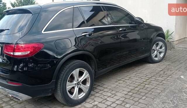 Черный Мерседес ГЛЦ-Класс, объемом двигателя 1.99 л и пробегом 124 тыс. км за 20500 $, фото 4 на Automoto.ua