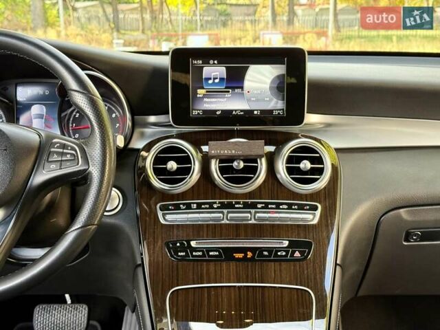 Черный Мерседес ГЛЦ-Класс, объемом двигателя 2 л и пробегом 110 тыс. км за 21700 $, фото 23 на Automoto.ua