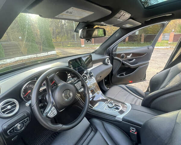 Черный Мерседес ГЛЦ-Класс, объемом двигателя 1.99 л и пробегом 160 тыс. км за 23390 $, фото 46 на Automoto.ua