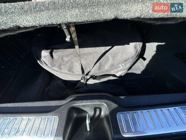 Черный Мерседес ГЛЦ-Класс, объемом двигателя 2.14 л и пробегом 130 тыс. км за 31000 $, фото 40 на Automoto.ua