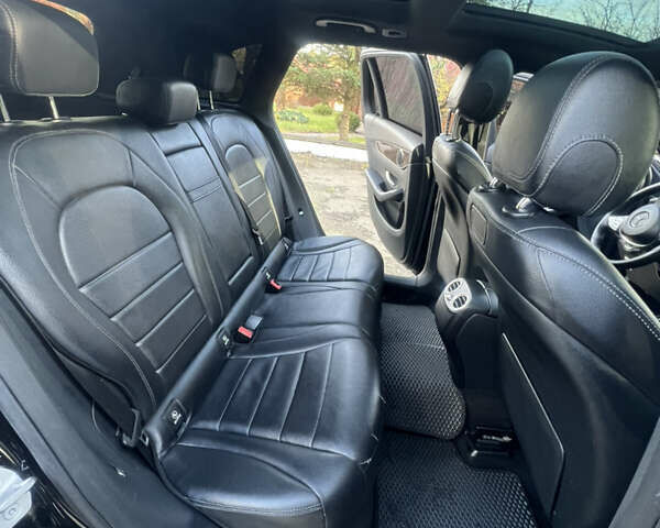 Черный Мерседес ГЛЦ-Класс, объемом двигателя 1.99 л и пробегом 160 тыс. км за 23390 $, фото 27 на Automoto.ua